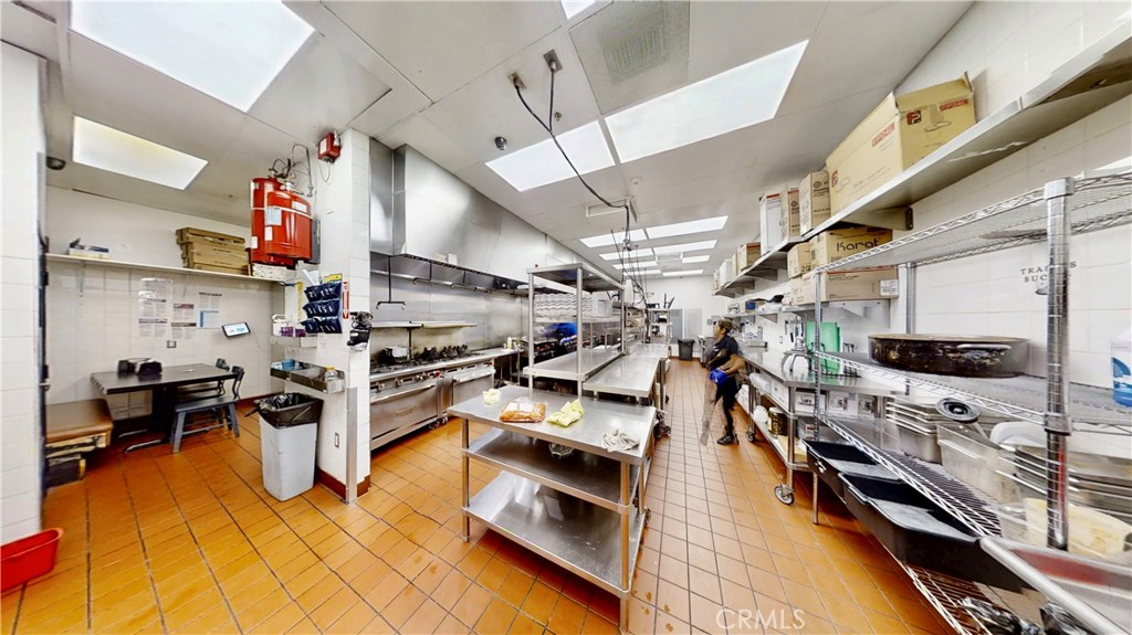 641 W Palmdale Boulevard E Property Photo 23