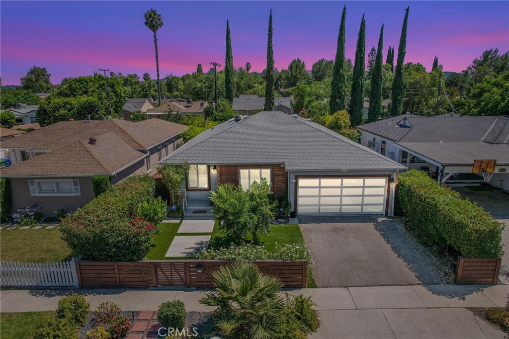 17642 Calvert Street Property Photo 1