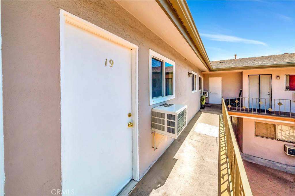 6735 Elmer Avenue 19 Property Photo 23