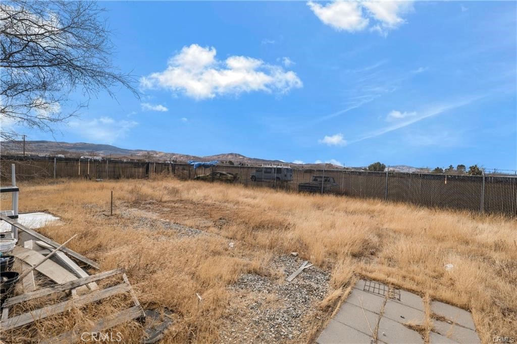8644 E Avenue T Property Photo 31