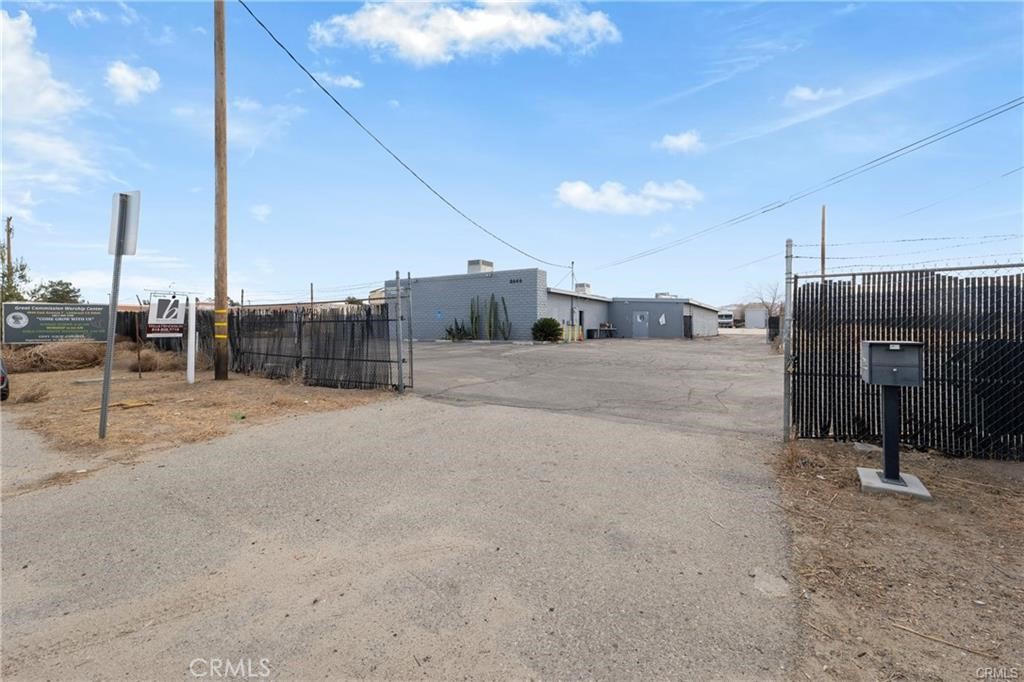 8644 E Avenue T Property Photo 42