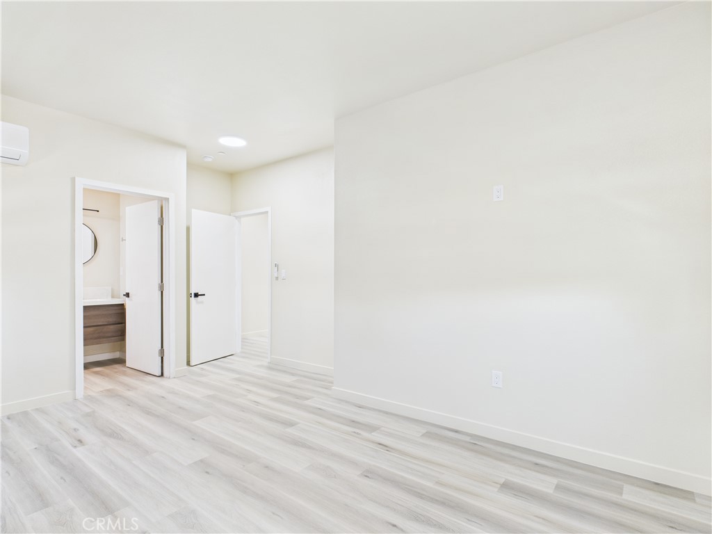 8457 Langdon Property Photo 4