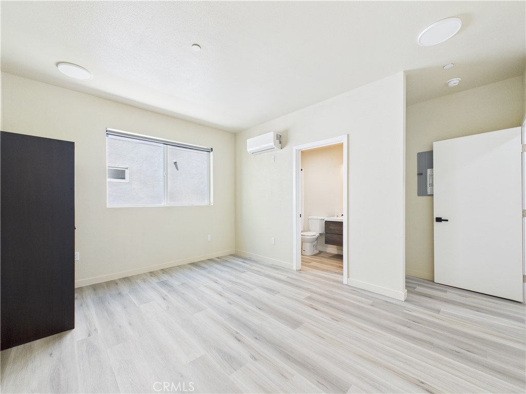8457 Langdon Property Photo 8