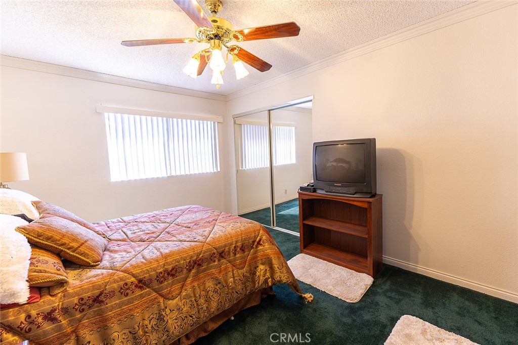 11465 Fox Hollow Lane Property Photo 13