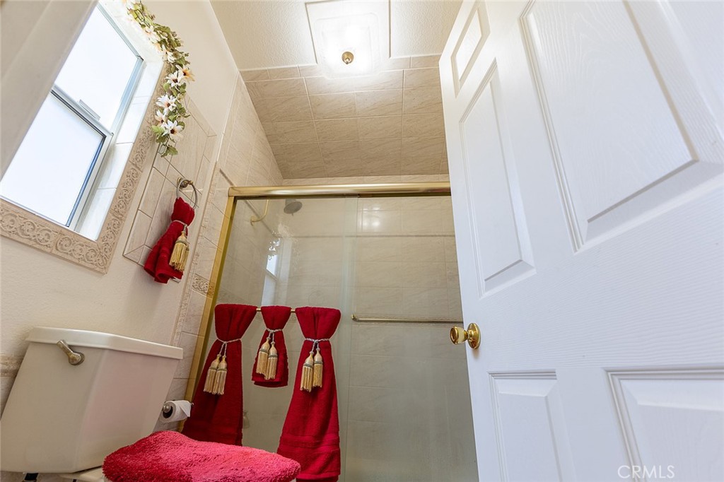 11465 Fox Hollow Lane Property Photo 15