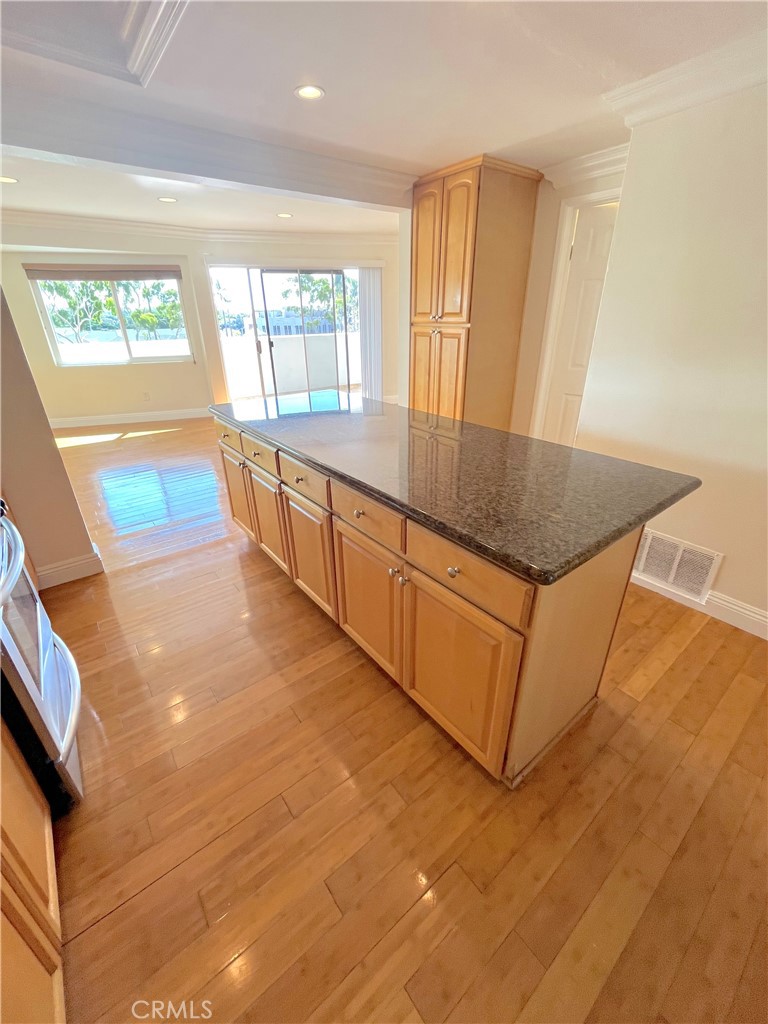 100 Cliff Drive 5 Property Photo 7