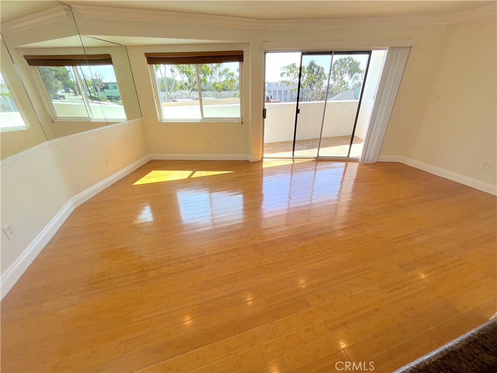 100 Cliff Drive 5 Property Photo 10