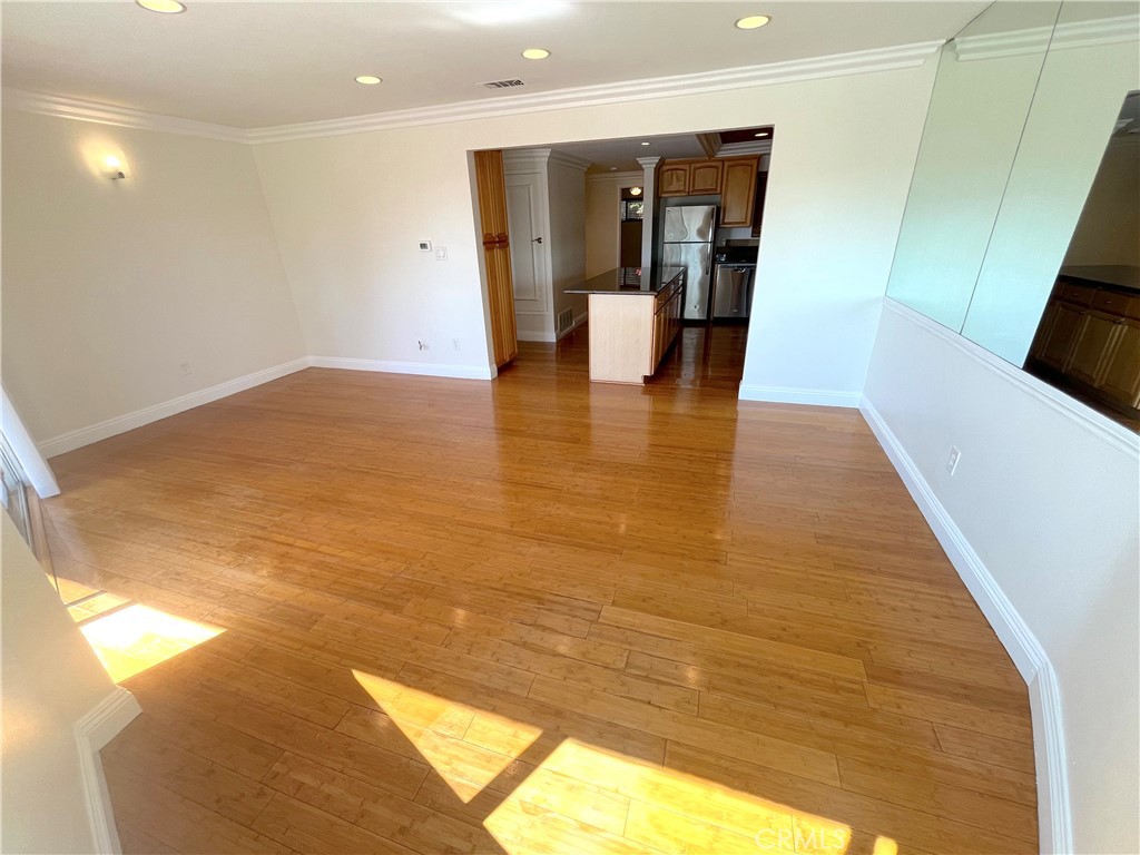 100 Cliff Drive 5 Property Photo 11