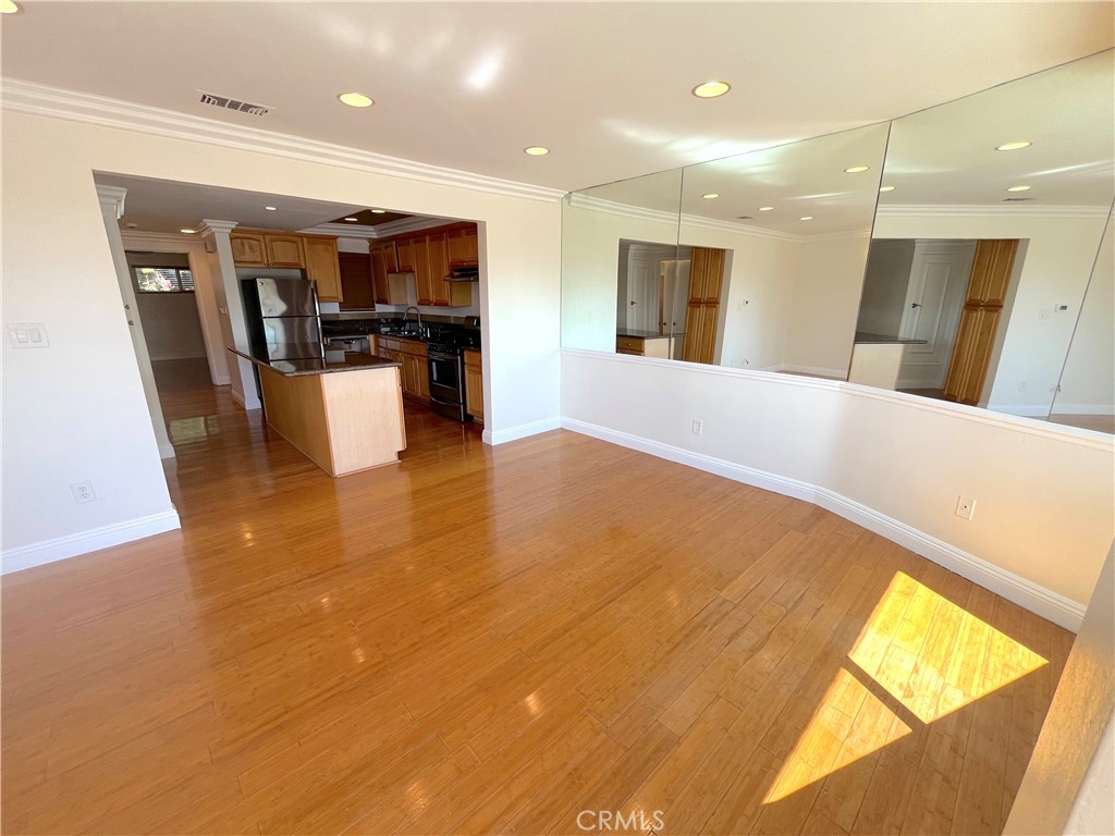 100 Cliff Drive 5 Property Photo 12
