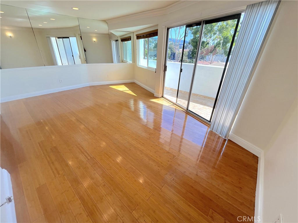 100 Cliff Drive 5 Property Photo 13