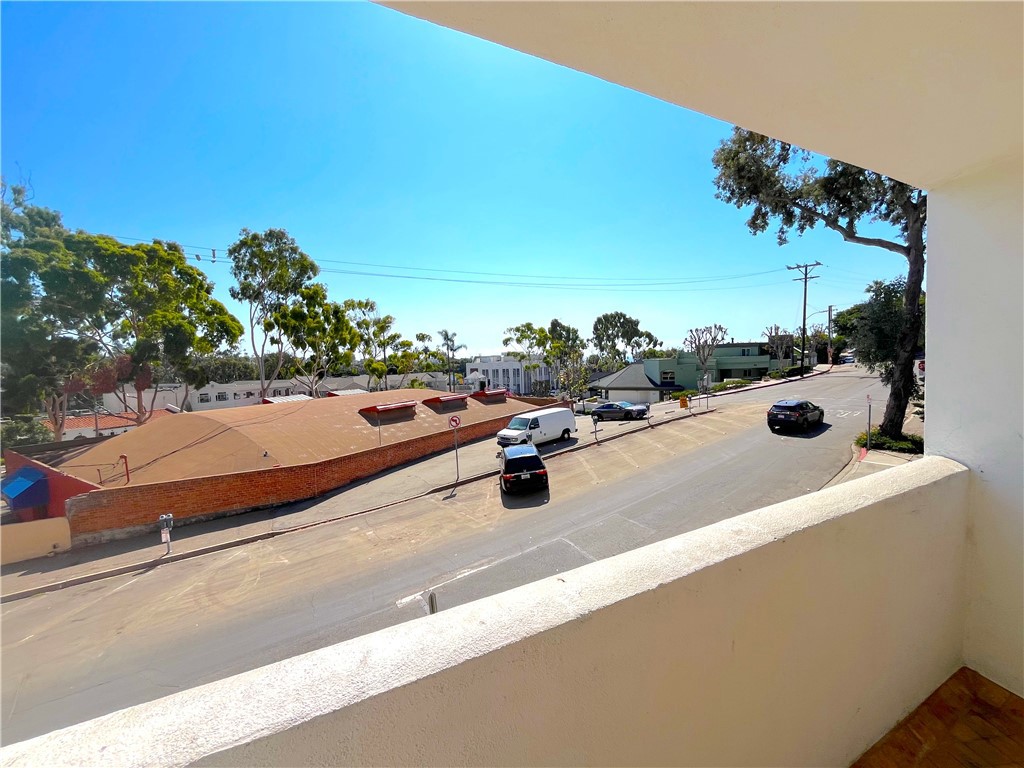 100 Cliff Drive 5 Property Photo 14