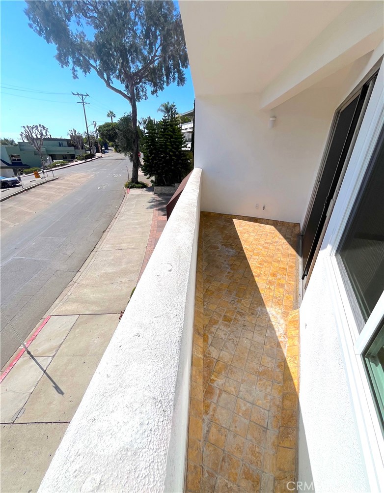 100 Cliff Drive 5 Property Photo 15