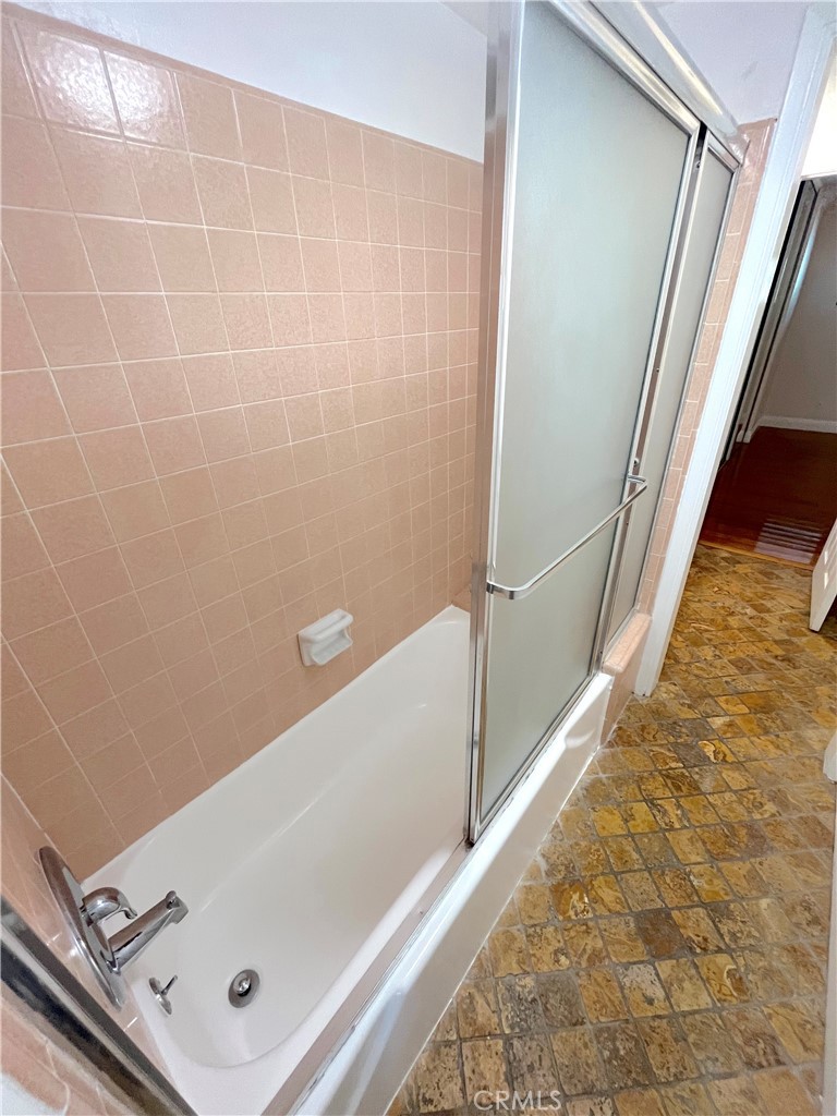 100 Cliff Drive 5 Property Photo 23