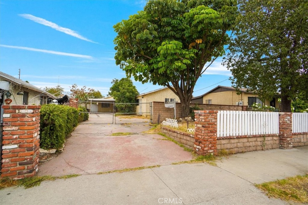 12985 Kagel Canyon Street Property Photo 1