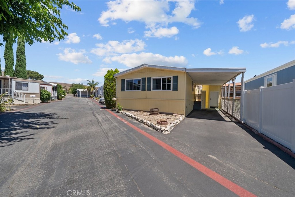 18323 Soledad Canyon Road 5 Property Photo