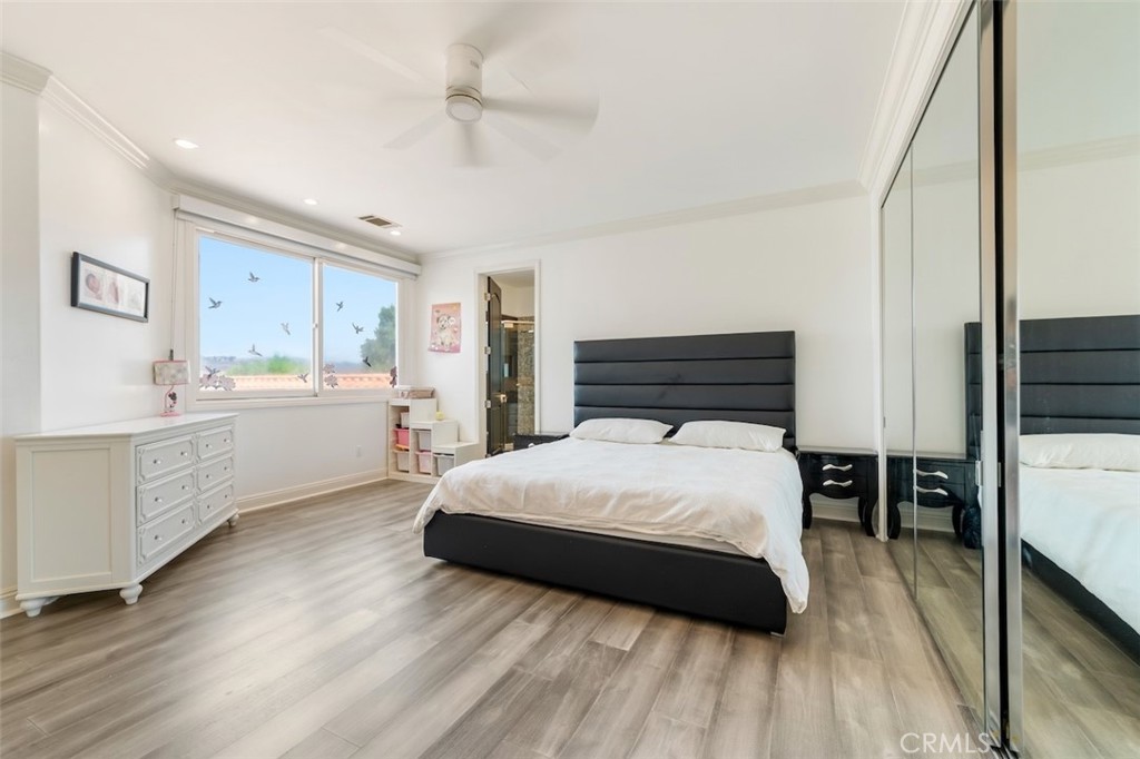 5633 Newcastle Ln Property Photo 39