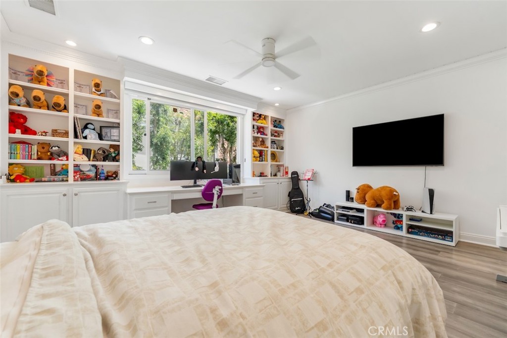 5633 Newcastle Ln Property Photo 44