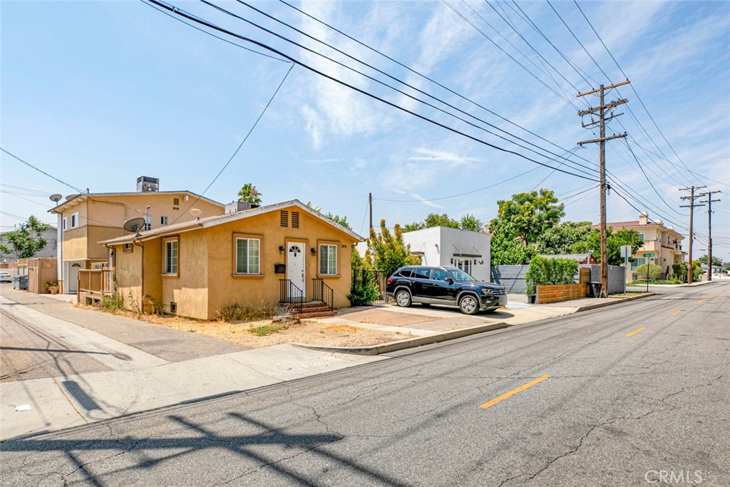 2014 Peyton Avenue Property Photo 4