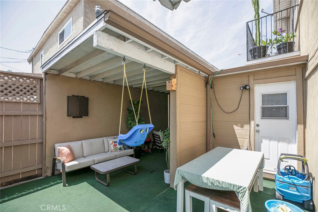 2014 Peyton Avenue Property Photo 9