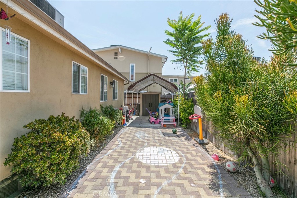 2014 Peyton Avenue Property Photo 48