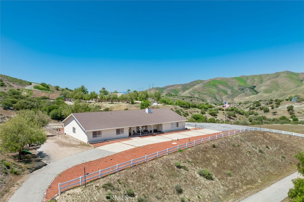 13700 Summit Knoll Road Property Photo 1