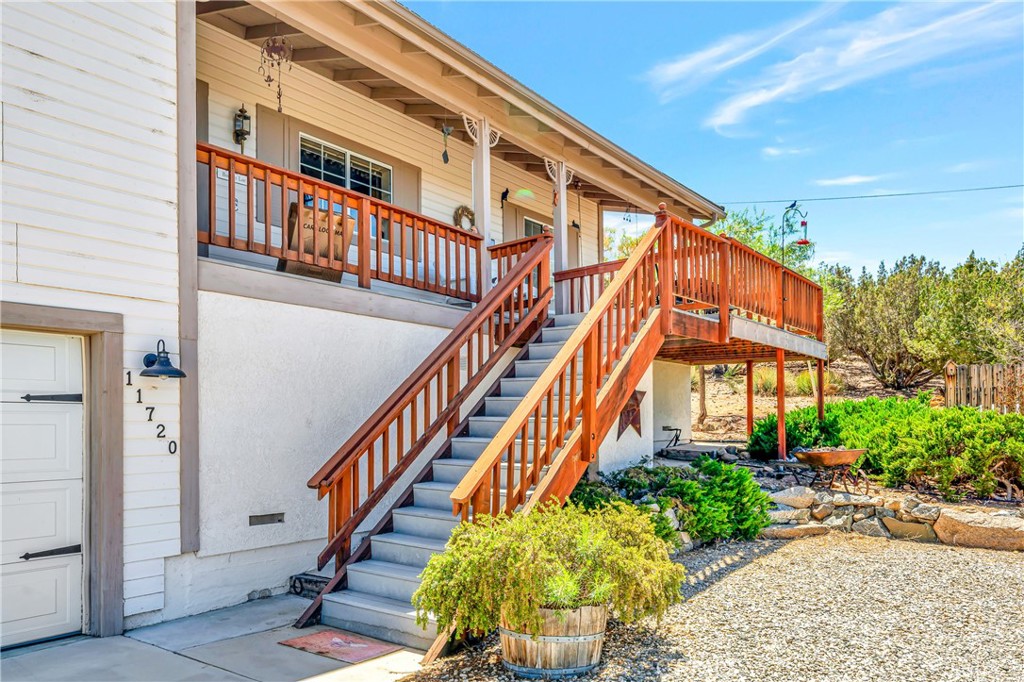 11720 Honeybee Lane Property Photo 8