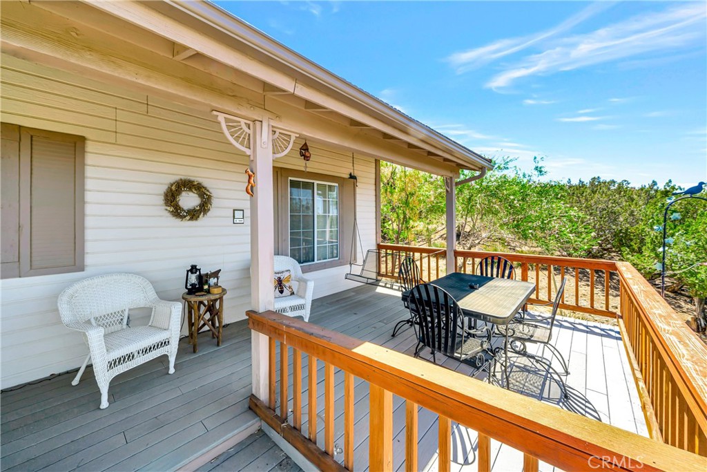 11720 Honeybee Lane Property Photo 9