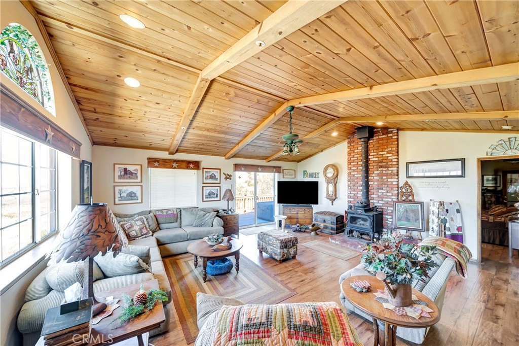 11720 Honeybee Lane Property Photo 14
