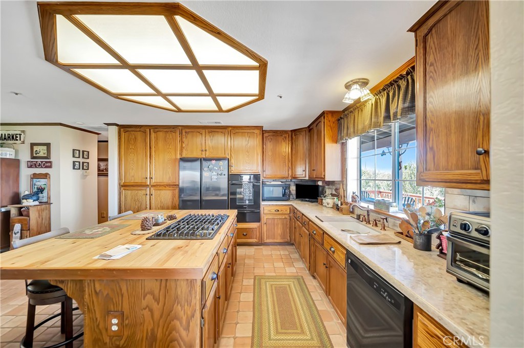 11720 Honeybee Lane Property Photo 18