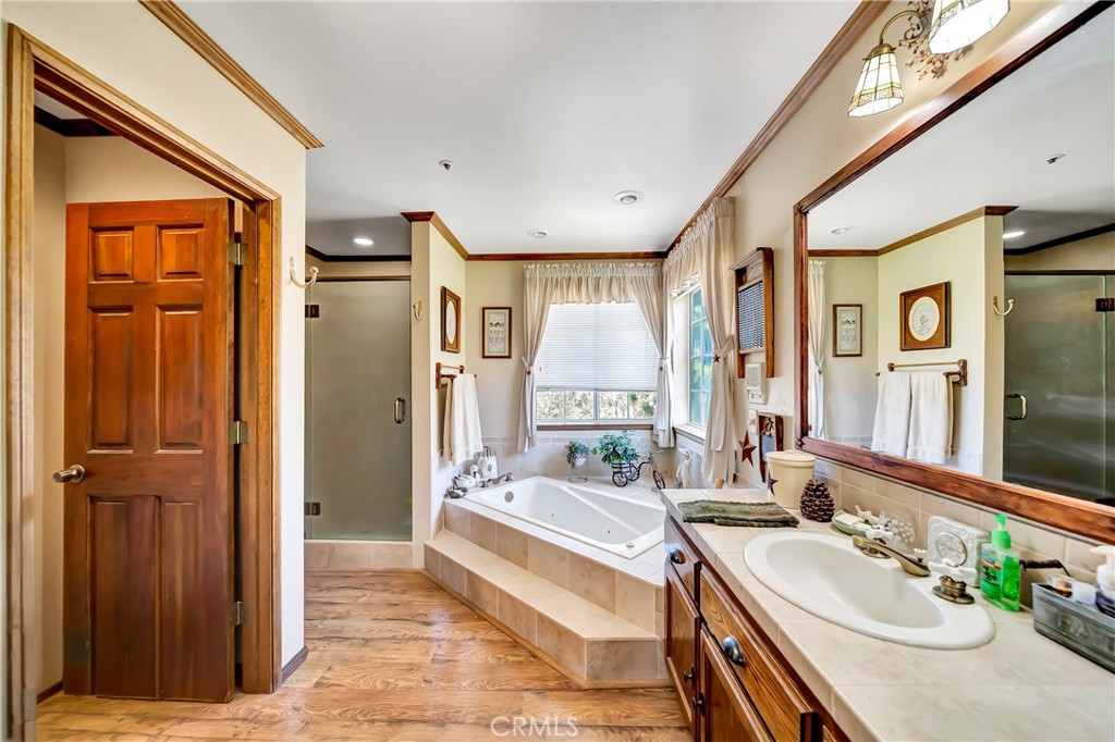 11720 Honeybee Lane Property Photo 32