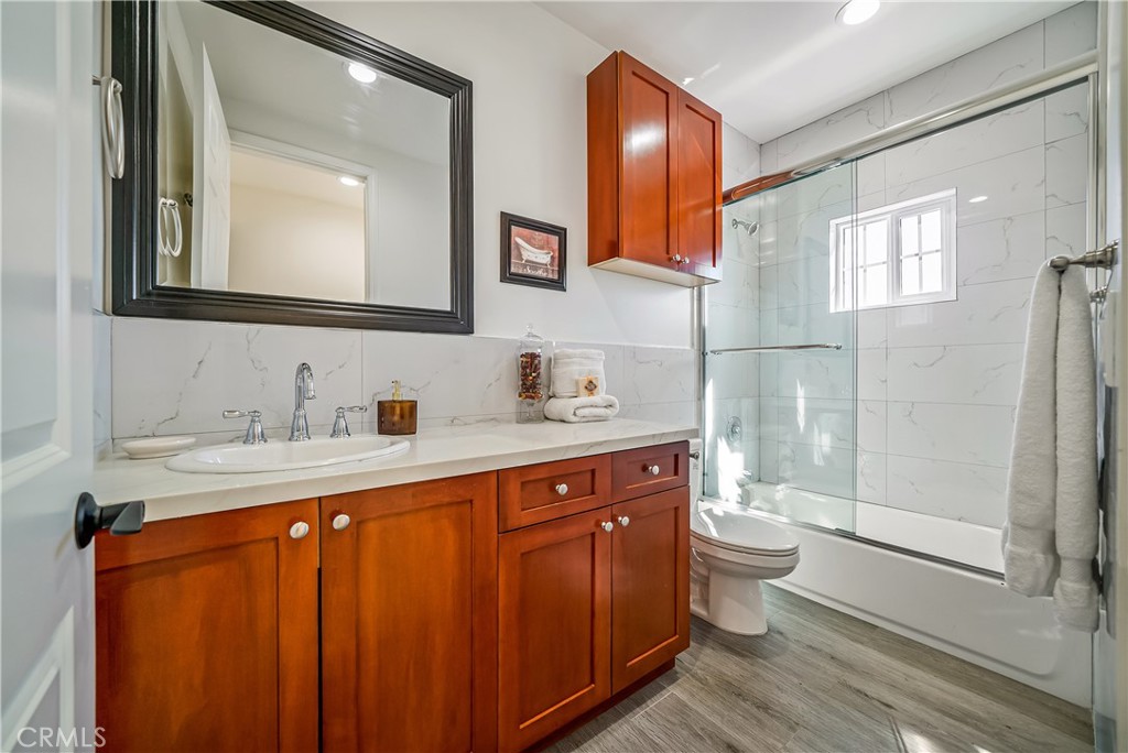 1101 N Maclay Avenue 1 Property Photo 25
