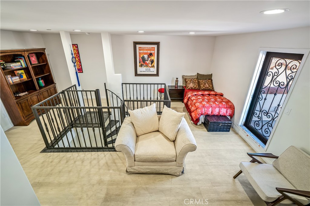 1101 N Maclay Avenue 1 Property Photo 28