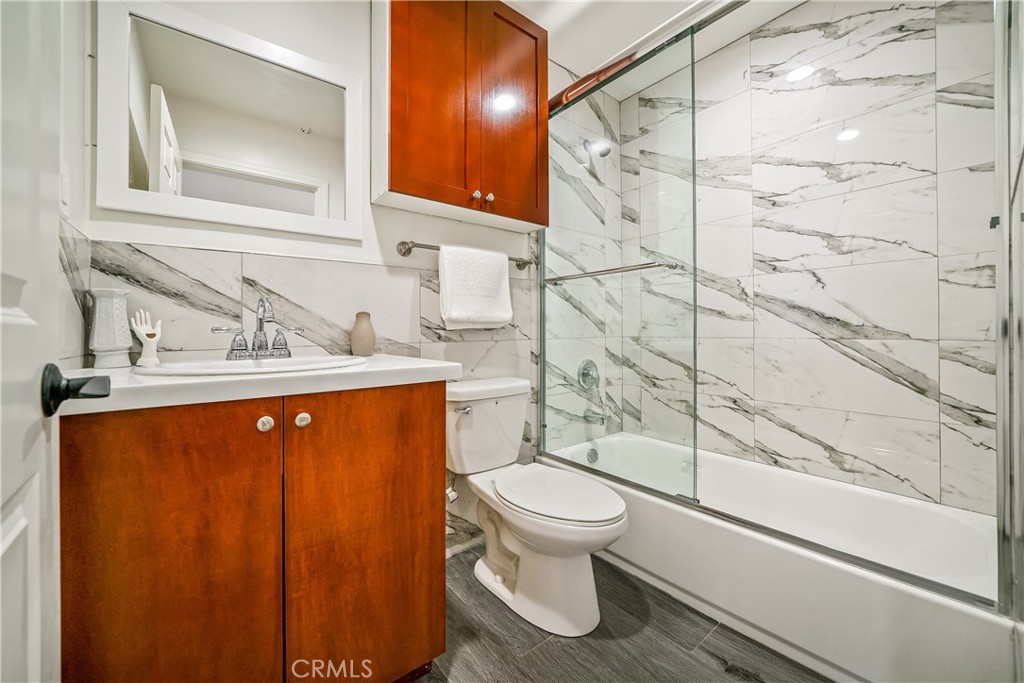 1101 N Maclay Avenue 1 Property Photo 37