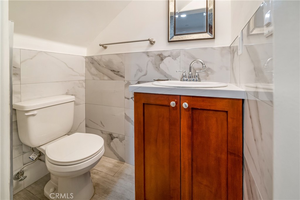 1101 N Maclay Avenue 1 Property Photo 40