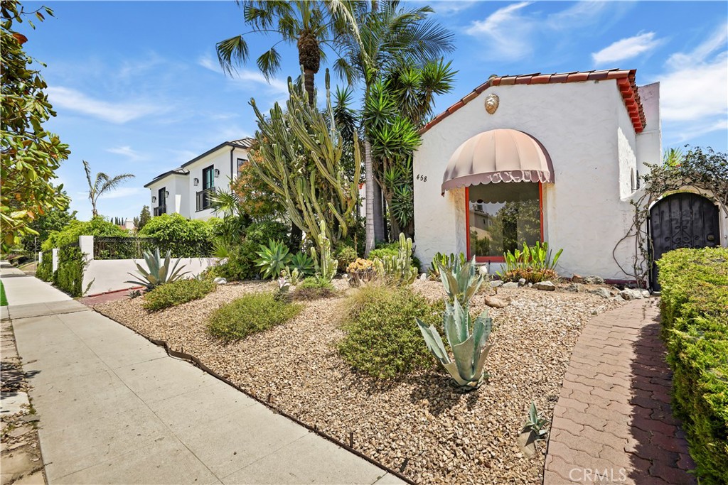 458 N Formosa Avenue Property Photo 1