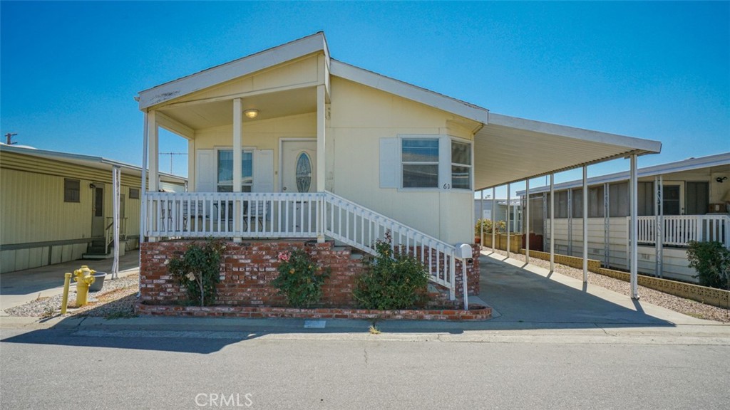 416 Jeffries 60 Property Photo 1