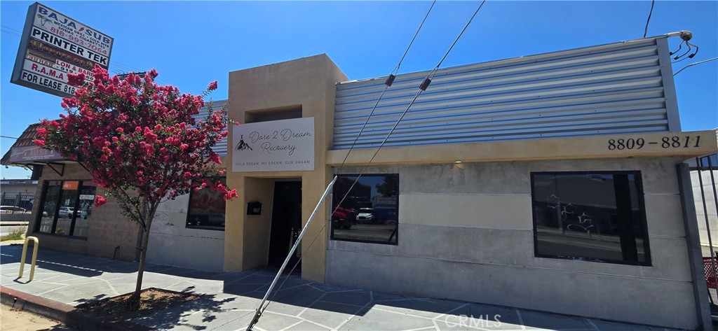 8805 Reseda Boulevard Property Photo 1