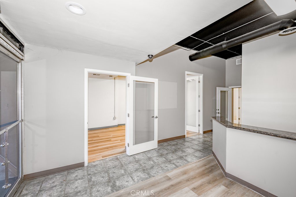 24609 Arch Street Property Photo 6