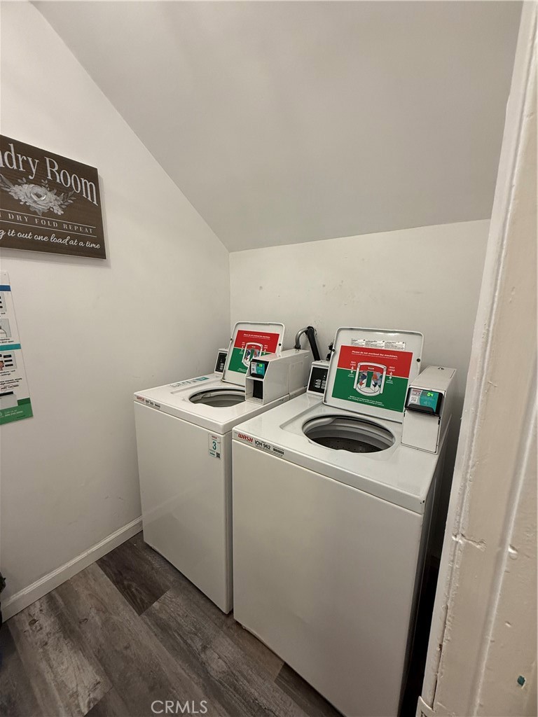 9031 Phyllis Avenue 1 Property Photo 15