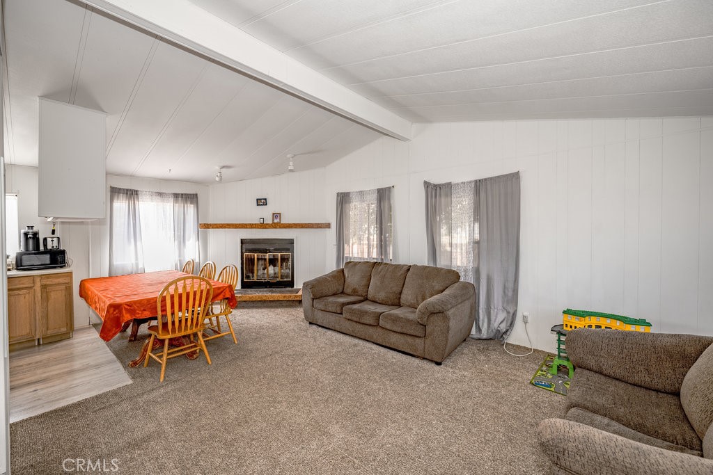1120 Harold Ash Avenue Property Photo 3