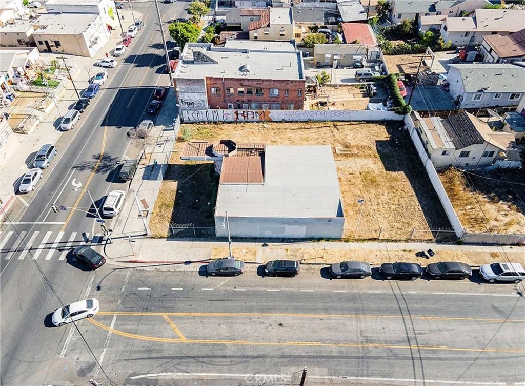 2800 Wabash Avenue Property Photo 1