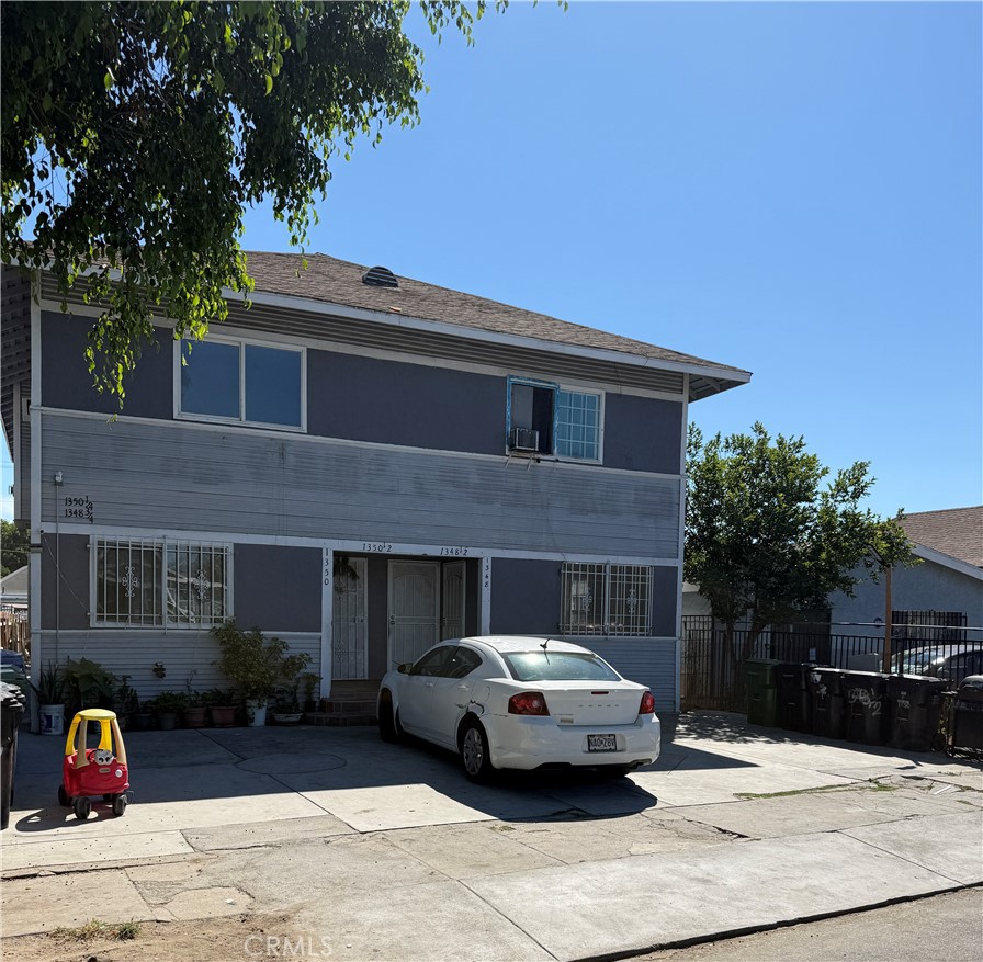 1348 E 23rd Street Property Photo 2