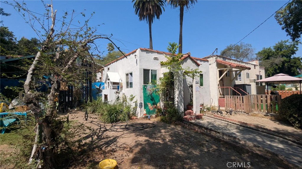 2402 Langdale Avenue Property Photo 6