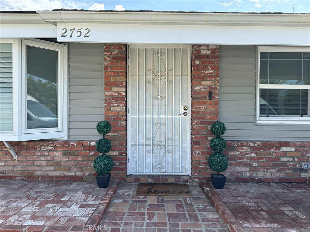 2752 Wanda Ave Property Photo 3