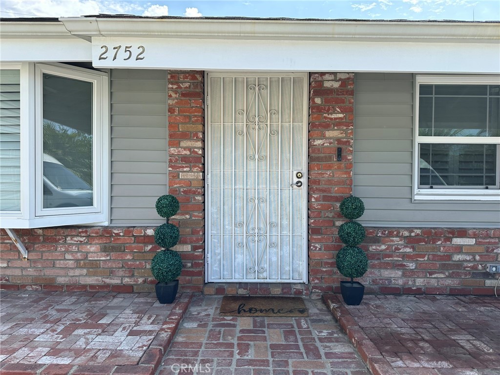 2752 Wanda Ave Property Photo 3