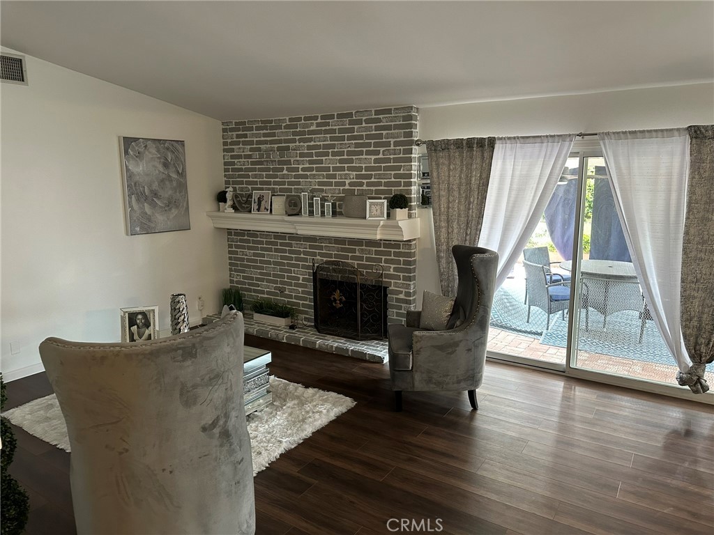 2752 Wanda Ave Property Photo 5