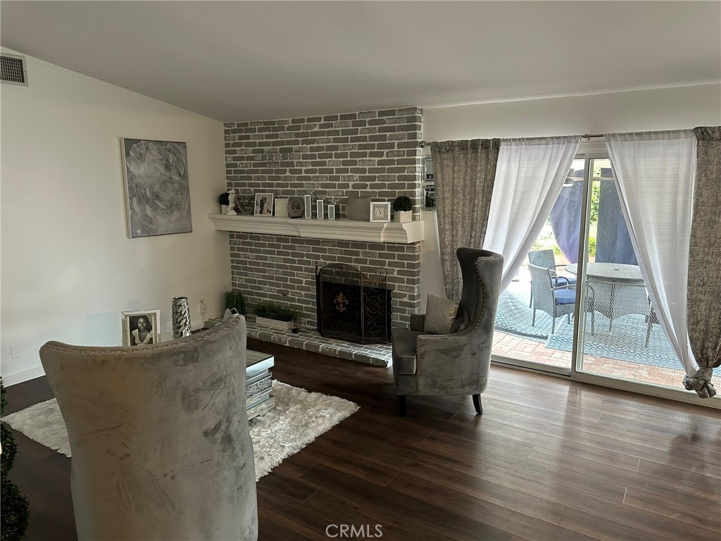 2752 Wanda Ave Property Photo 5