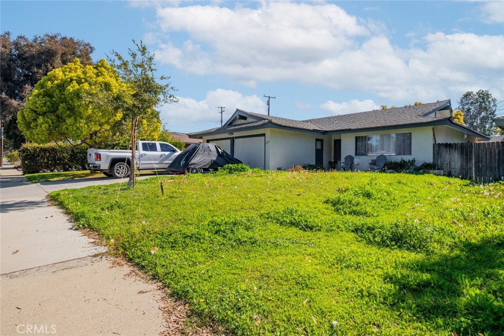 1934 Bobolink Way Property Photo 1