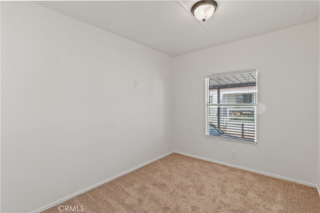 11420 Lee Avenue 48 Property Photo 8