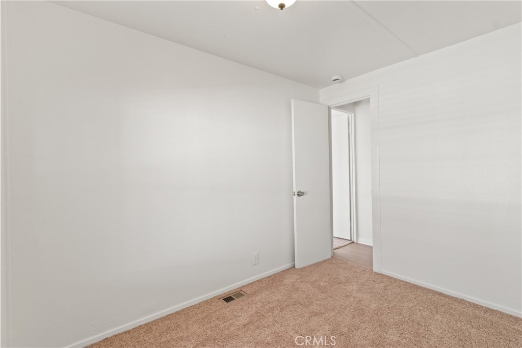 11420 Lee Avenue 48 Property Photo 19